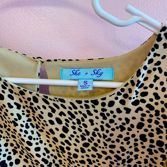 Leopard dress. Size small. Great condition. Worn once. - Picture 3 of 3